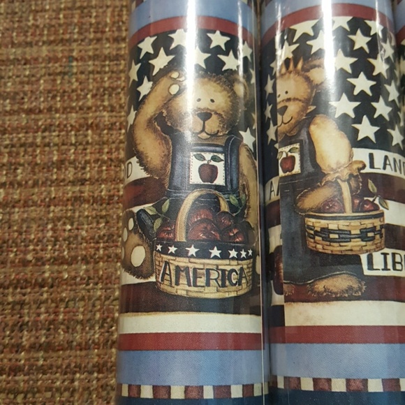 4 rolls of Americana Bear Wall Border - Picture 2 of 3